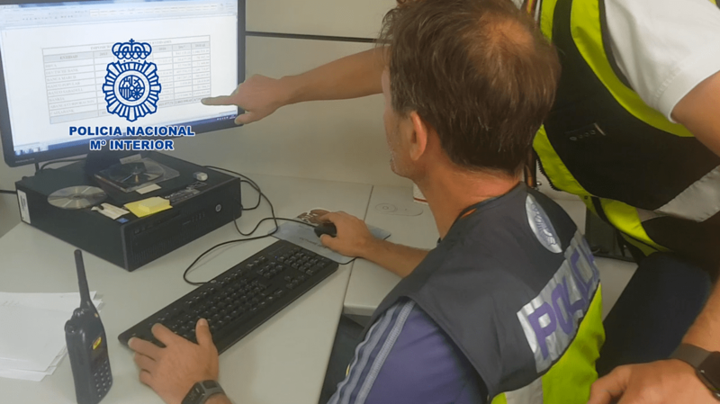 La operación ha corrido a cargo de la Policía Nacional y la Agencia Tributaria (Foto TA)